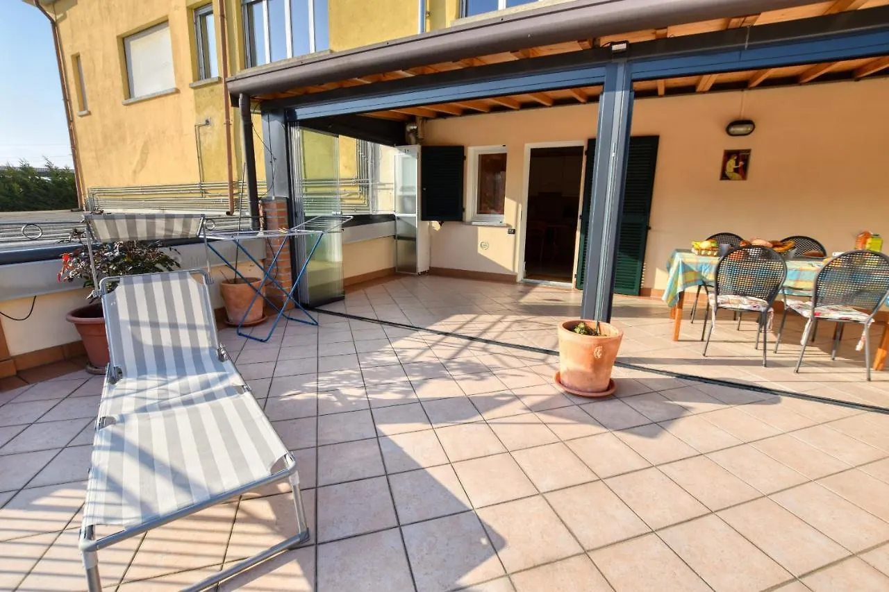 Roberto 2-Bedroom Apartment Acquaseria