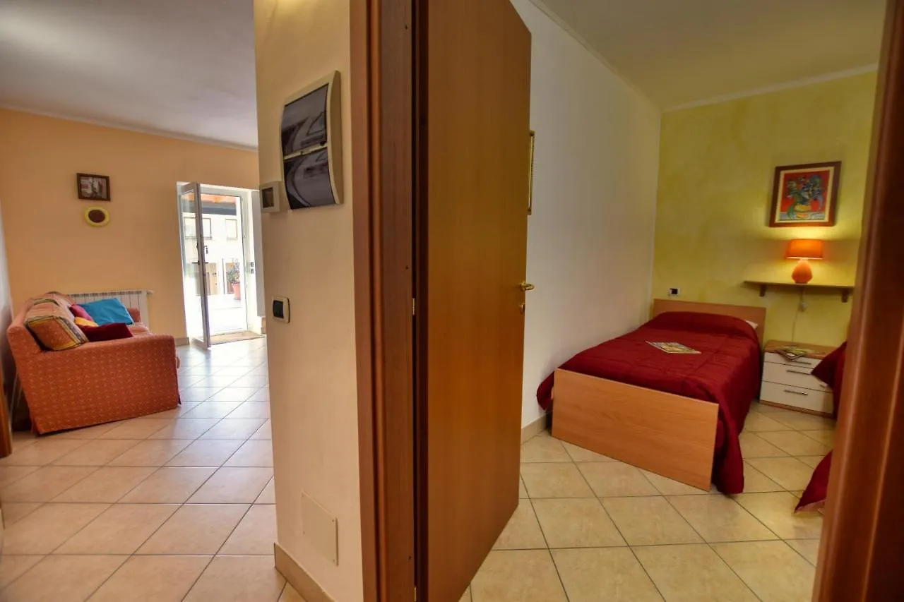 Roberto 2-Bedroom Apartment Acquaseria 0*,  Italy